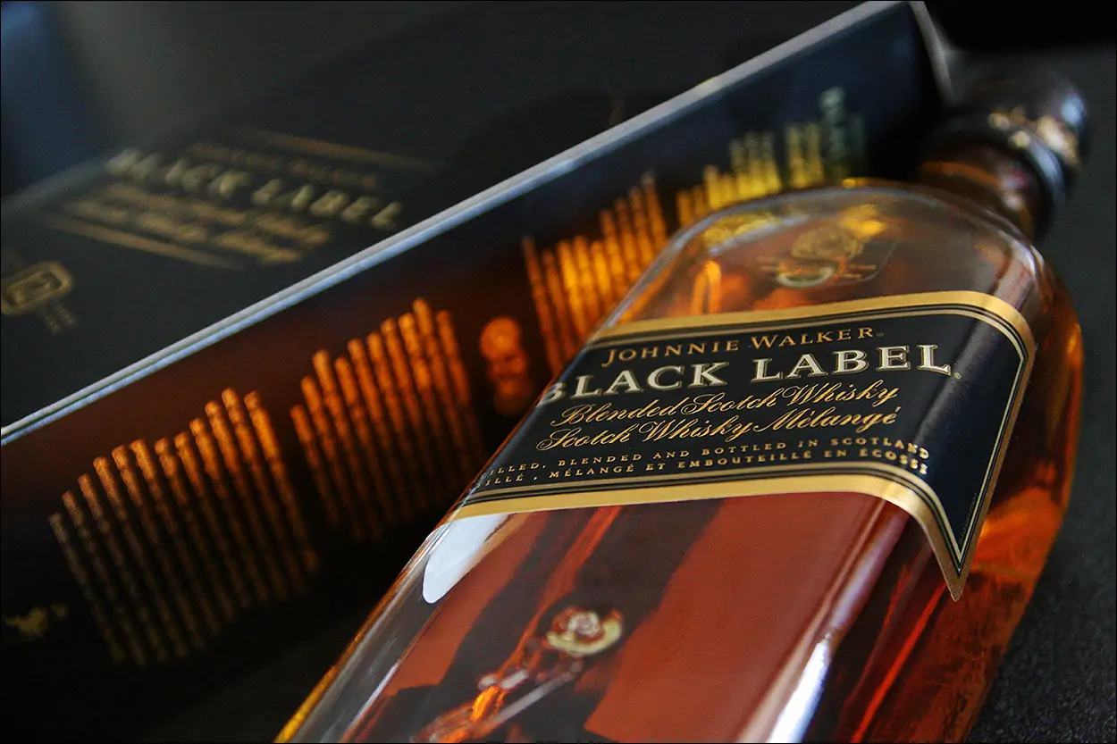 Виски Johnnie Walker
